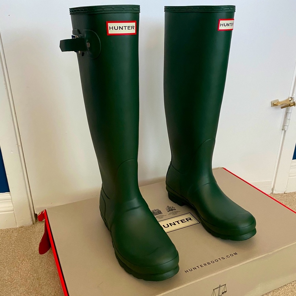 NIB Green Hunter Tall Boots 8